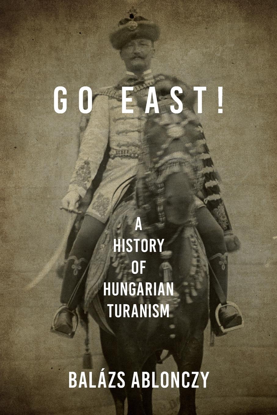 Vorderes Coverbild Go East!