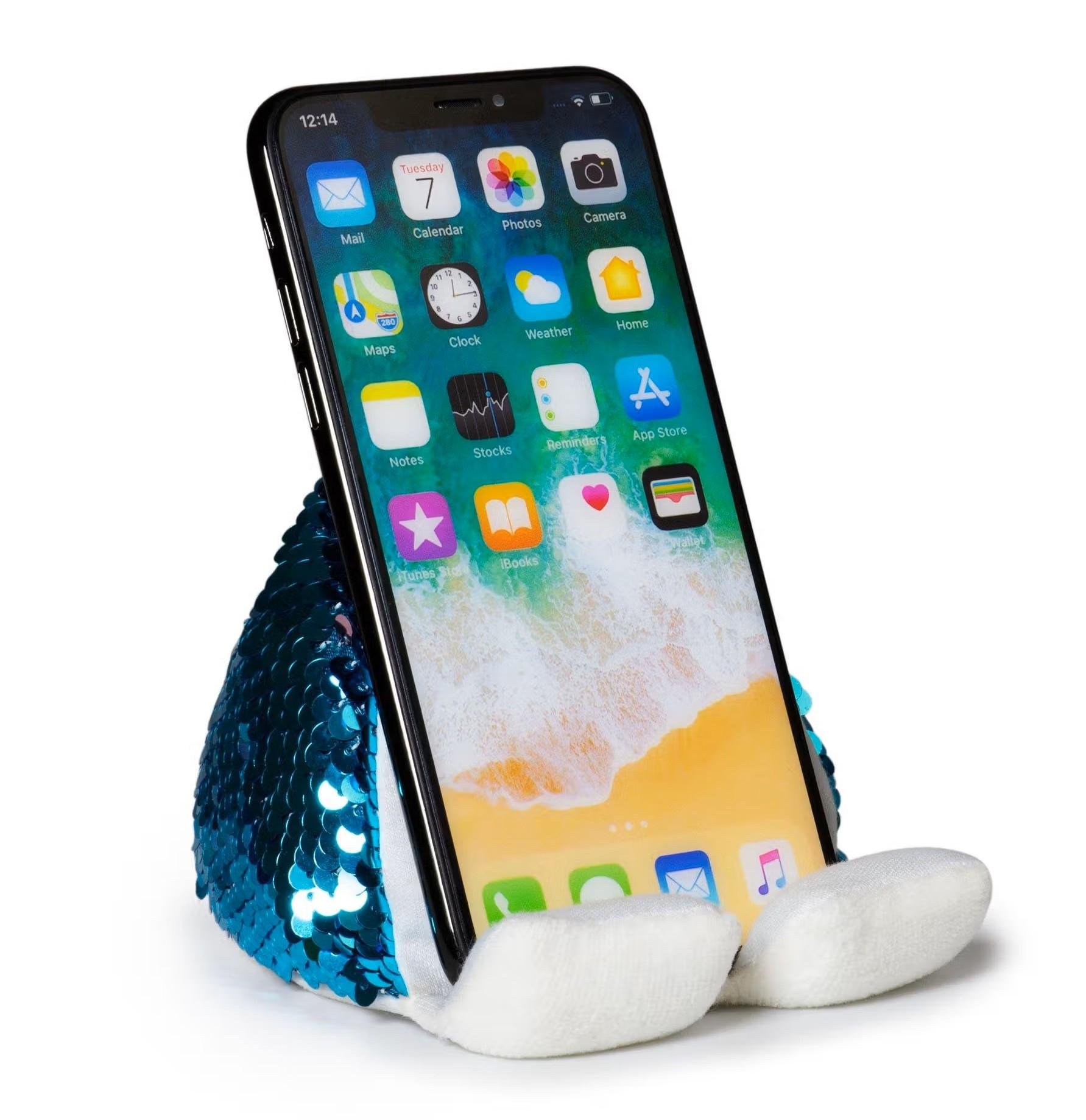 Beispielinhalt (Bild) Plusheez Handykissen (Einhorn) | Handyhalter | Aufsteller für Handys, Mini-Tablets und E-Reader | Passend für alle Handys | Mit Mikrofaserfläche zum Reinigen von Displays