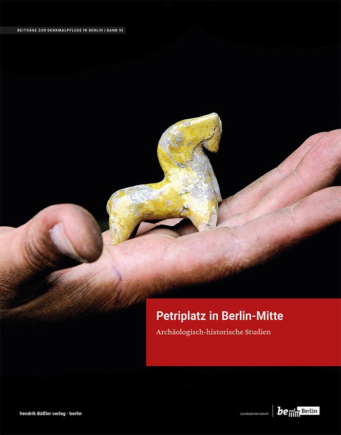 Vorderes Coverbild Petriplatz in Berlin-Mitte