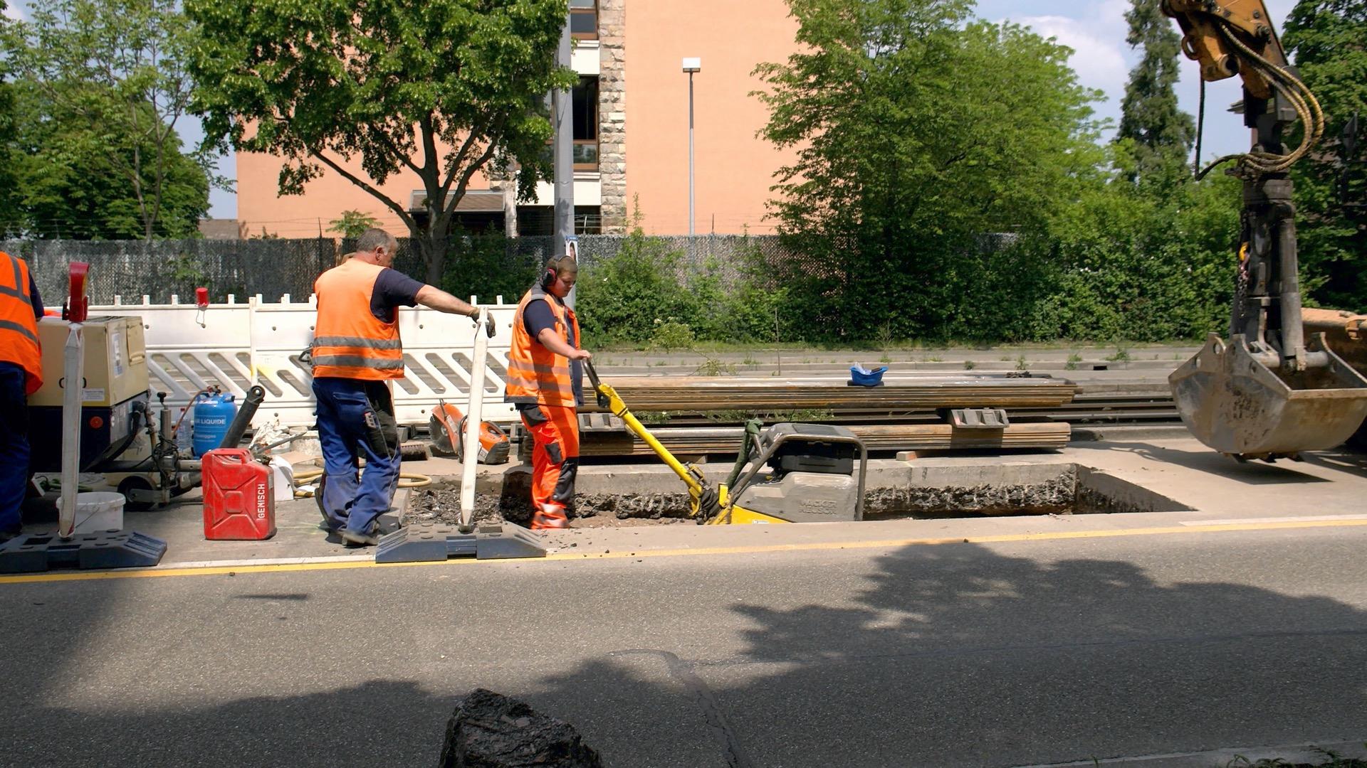 Beispielinhalt (Bild) Nochmaaal! - Auf der Baustelle