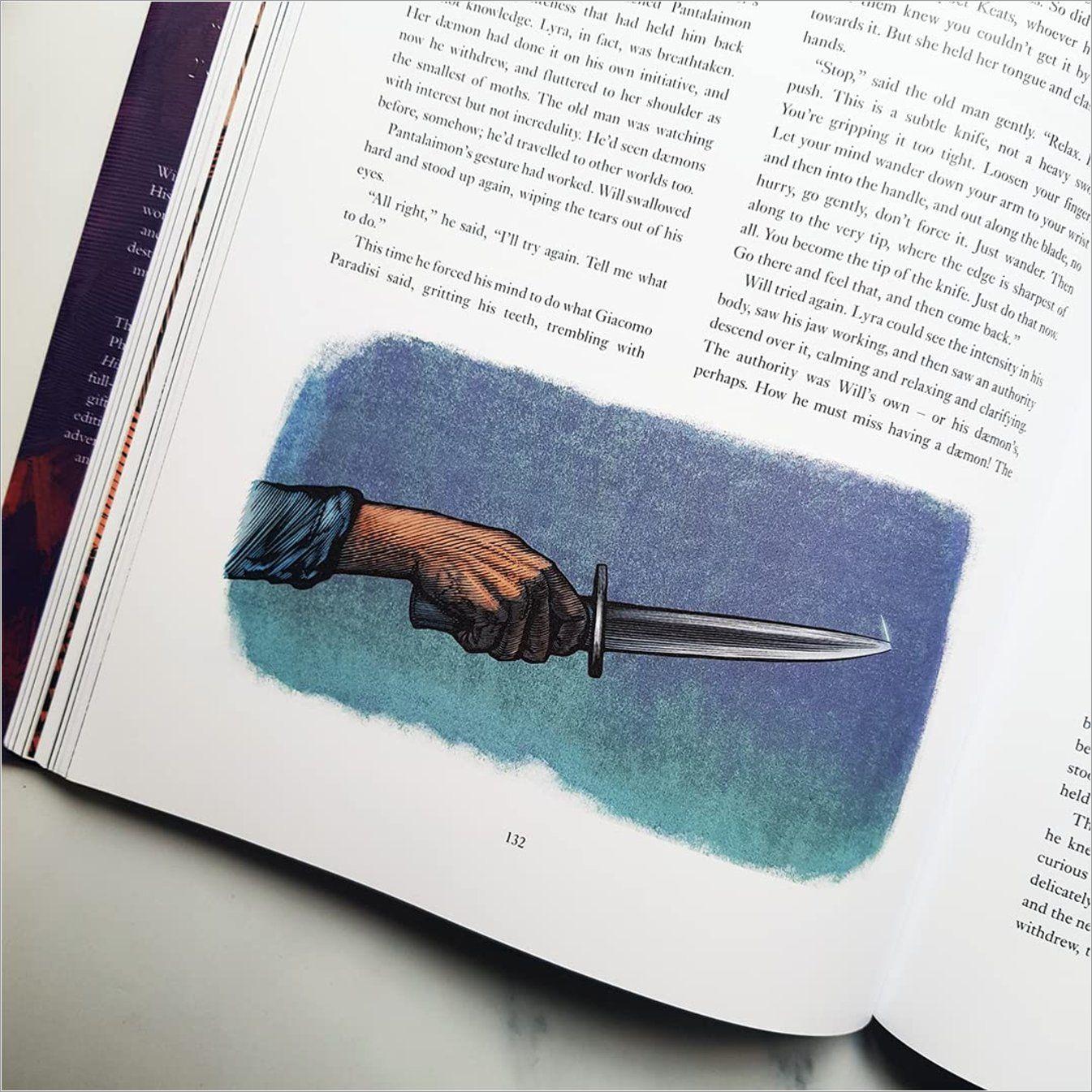 Beispielinhalt (Bild) His Dark Materials 2: The Subtle Knife. Illustrated Edition