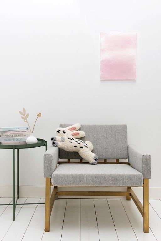 Beispielinhalt (Bild) Punch Needle Bunny Hop No. 2