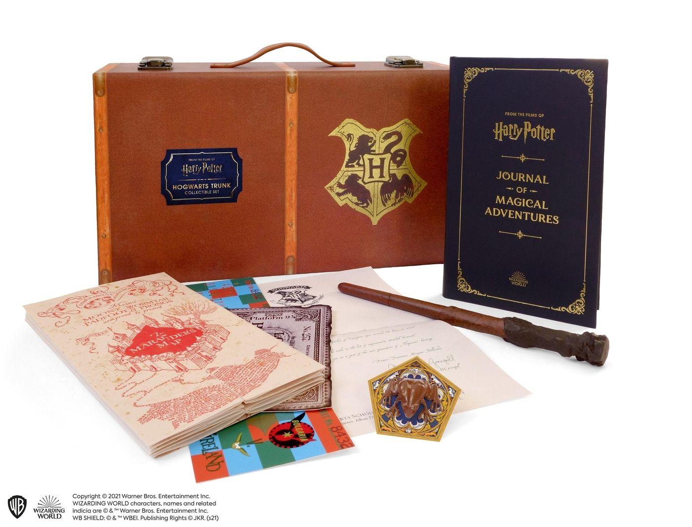 Vorderes Coverbild Harry Potter: Hogwarts Trunk Collectible Set