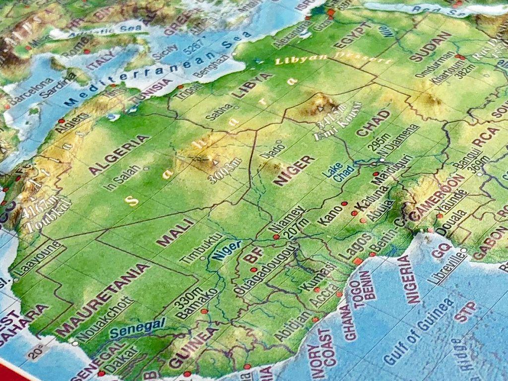 Beispielinhalt (Bild) Reliefpostkarte Afrika