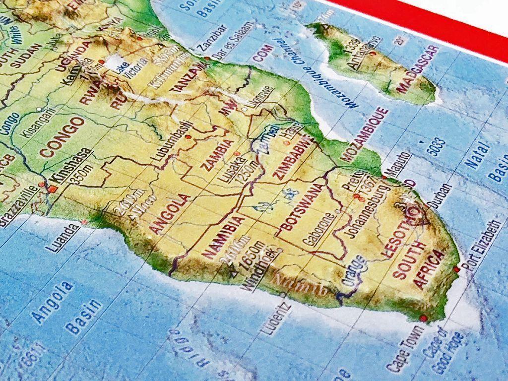 Beispielinhalt (Bild) Reliefpostkarte Afrika