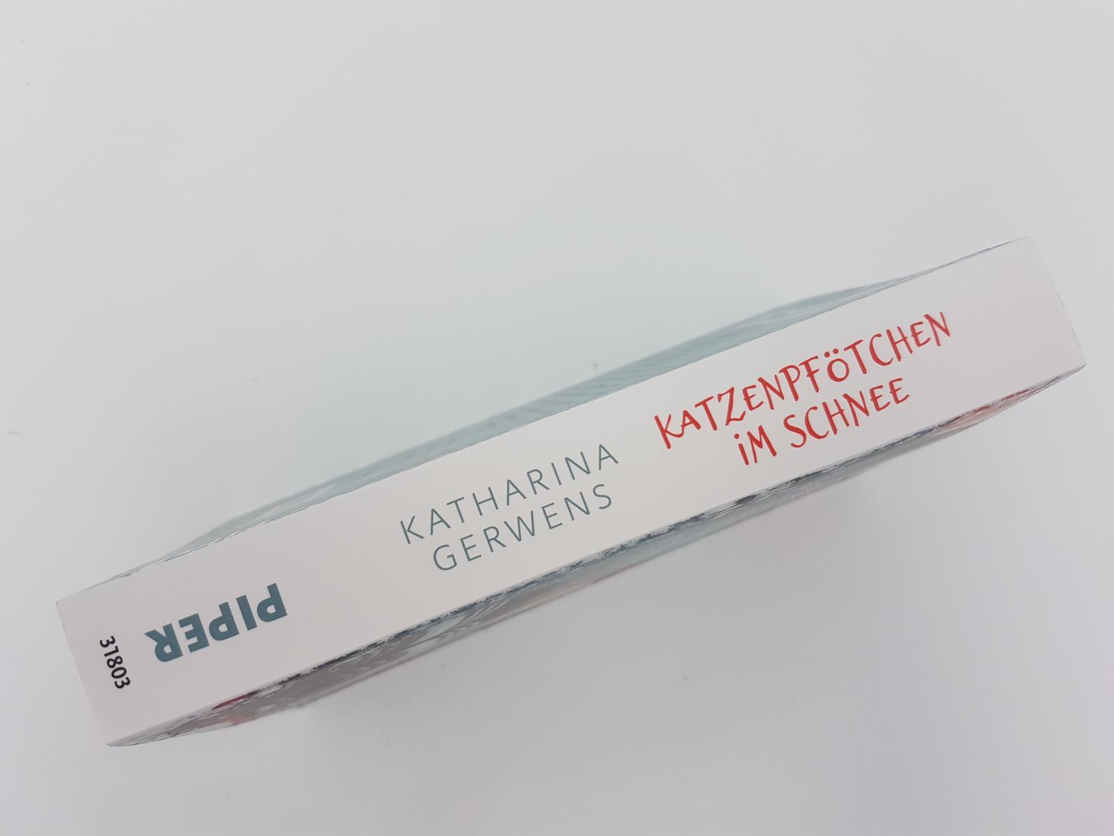 Beispielinhalt (Bild) Katzenpfötchen im Schnee