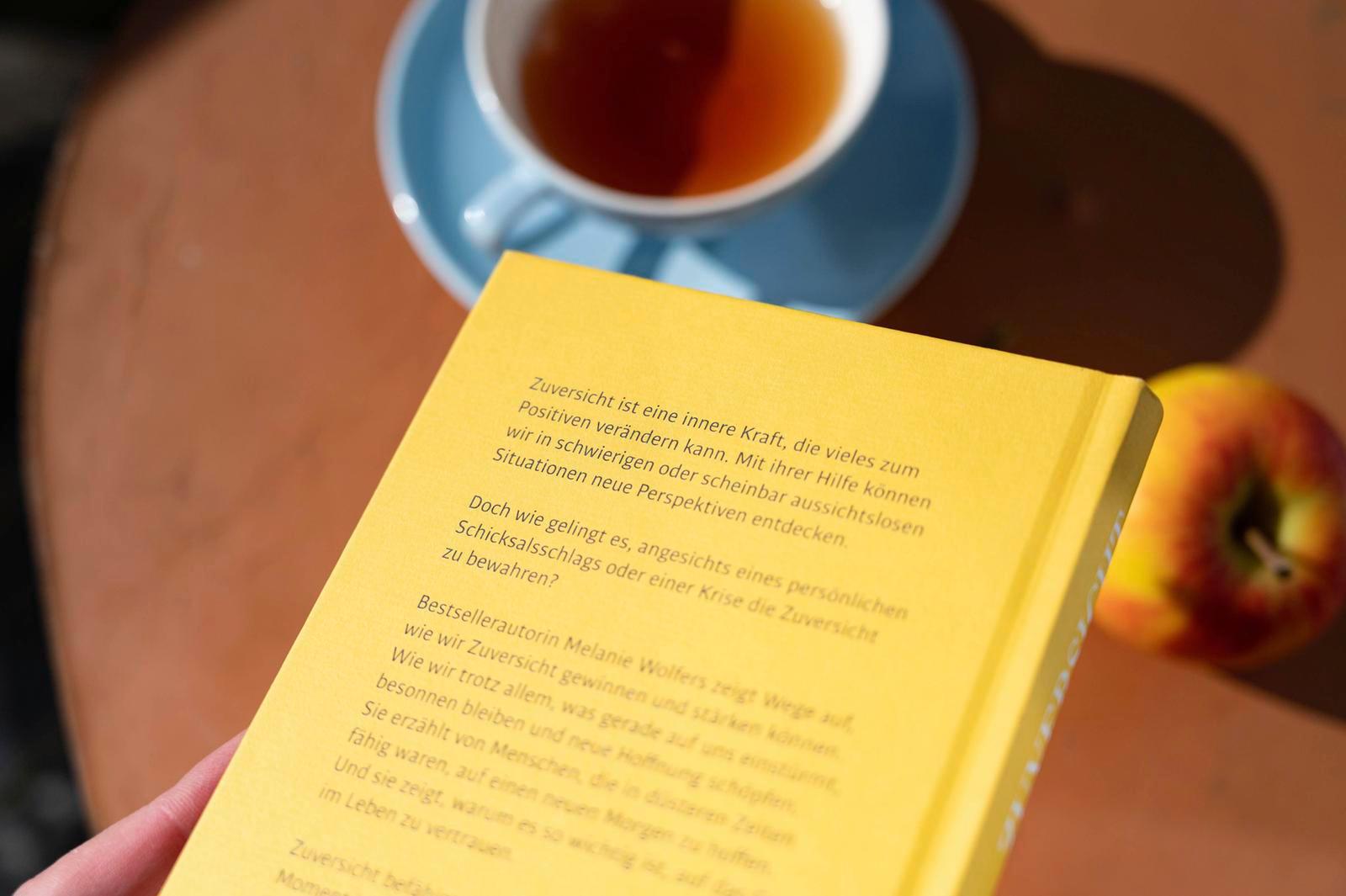 Beispielinhalt (Bild) Zuversicht - Die Kraft, die an das Morgen glaubt