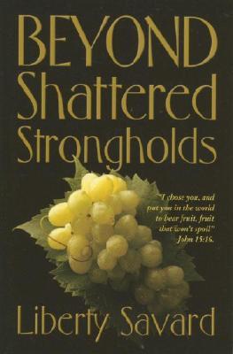 Vorderes Coverbild Beyond Shattered Strongholds