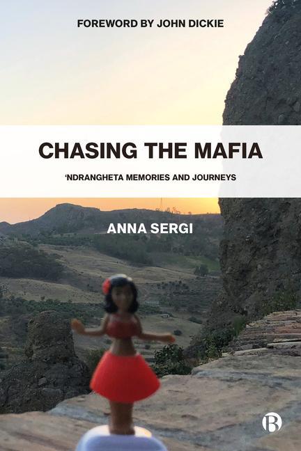 Vorderes Coverbild Chasing the Mafia
