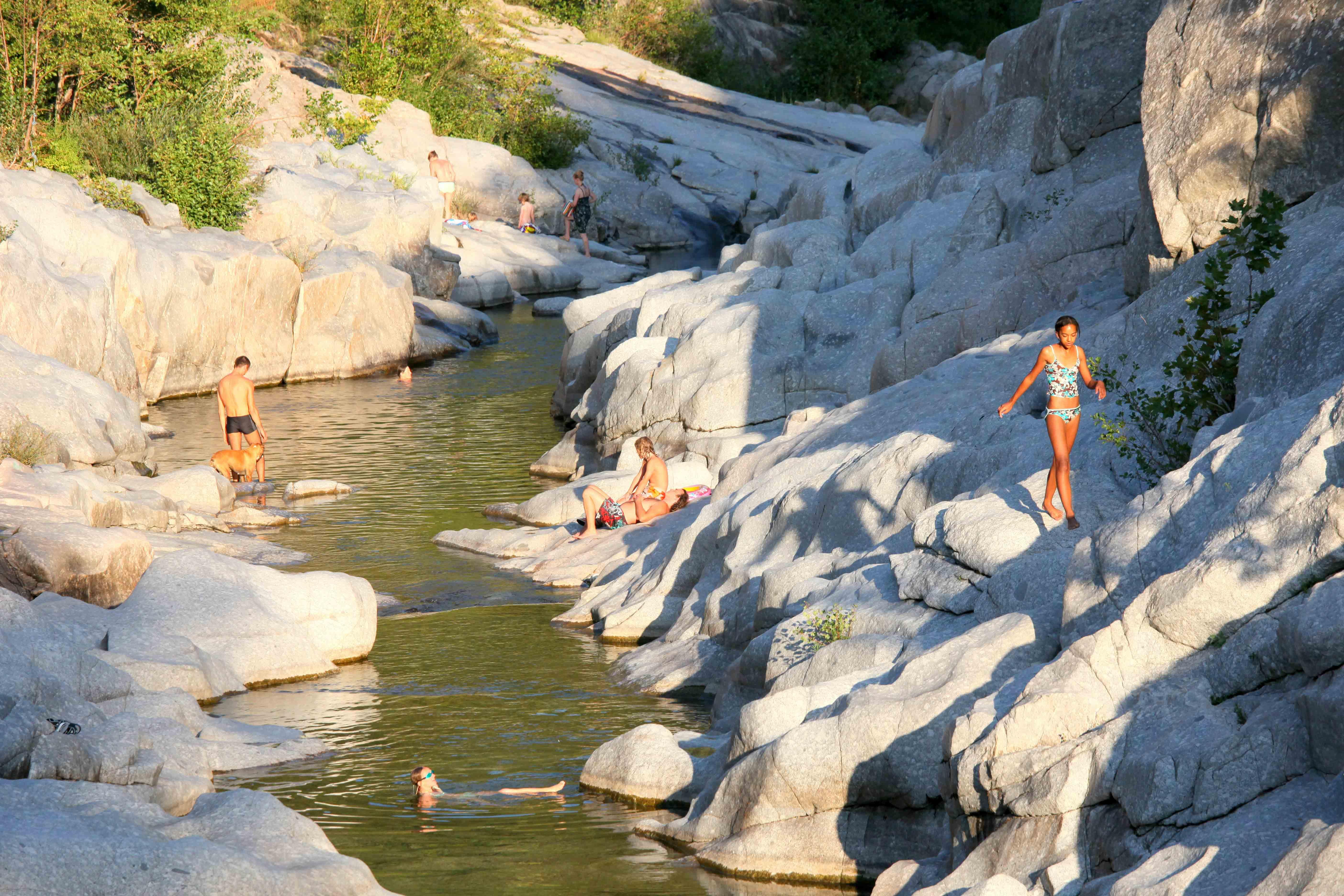Beispielinhalt (Bild) Wild Swimming Frankreich