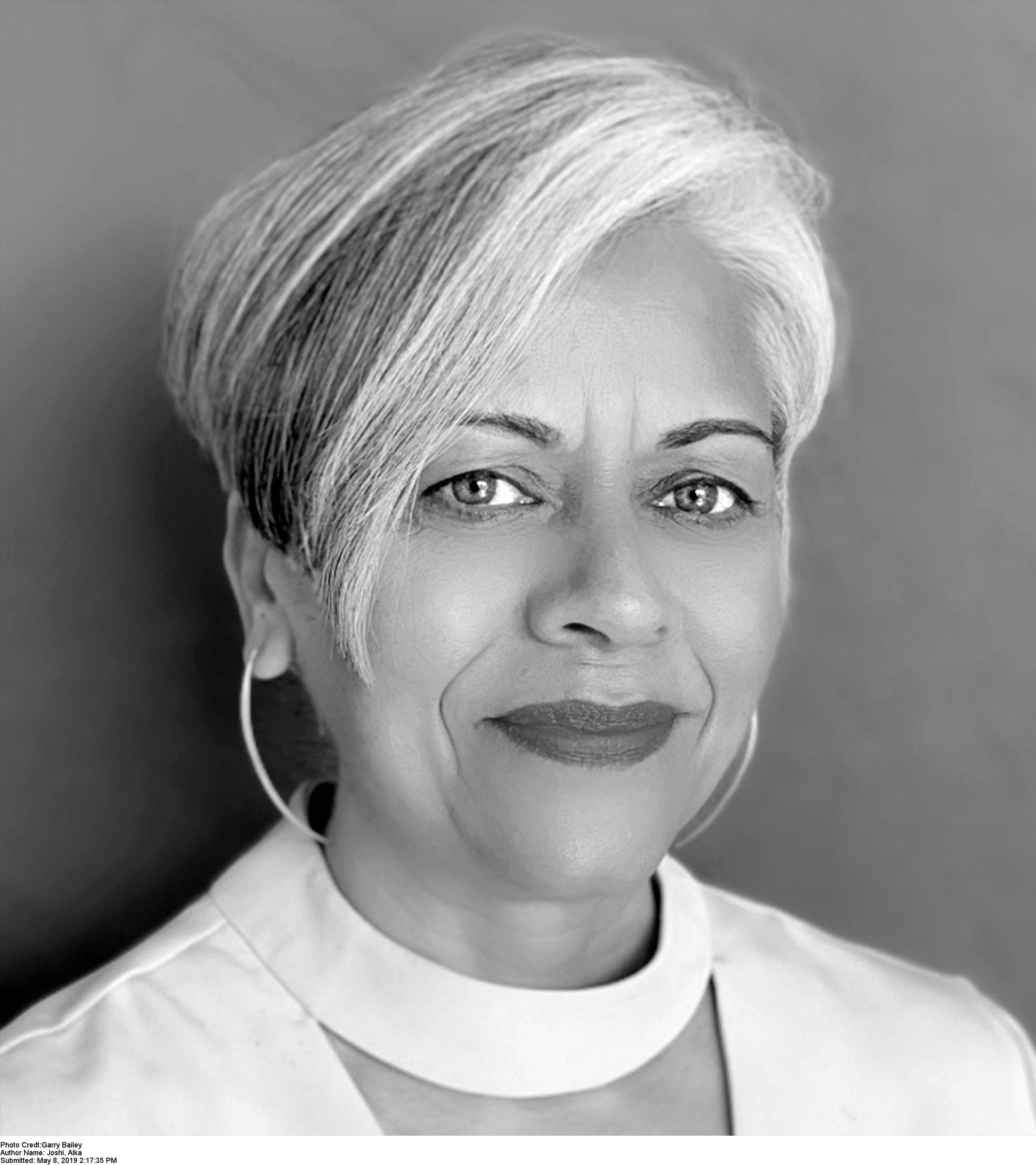 Autorenbild Die Hennakünstlerin