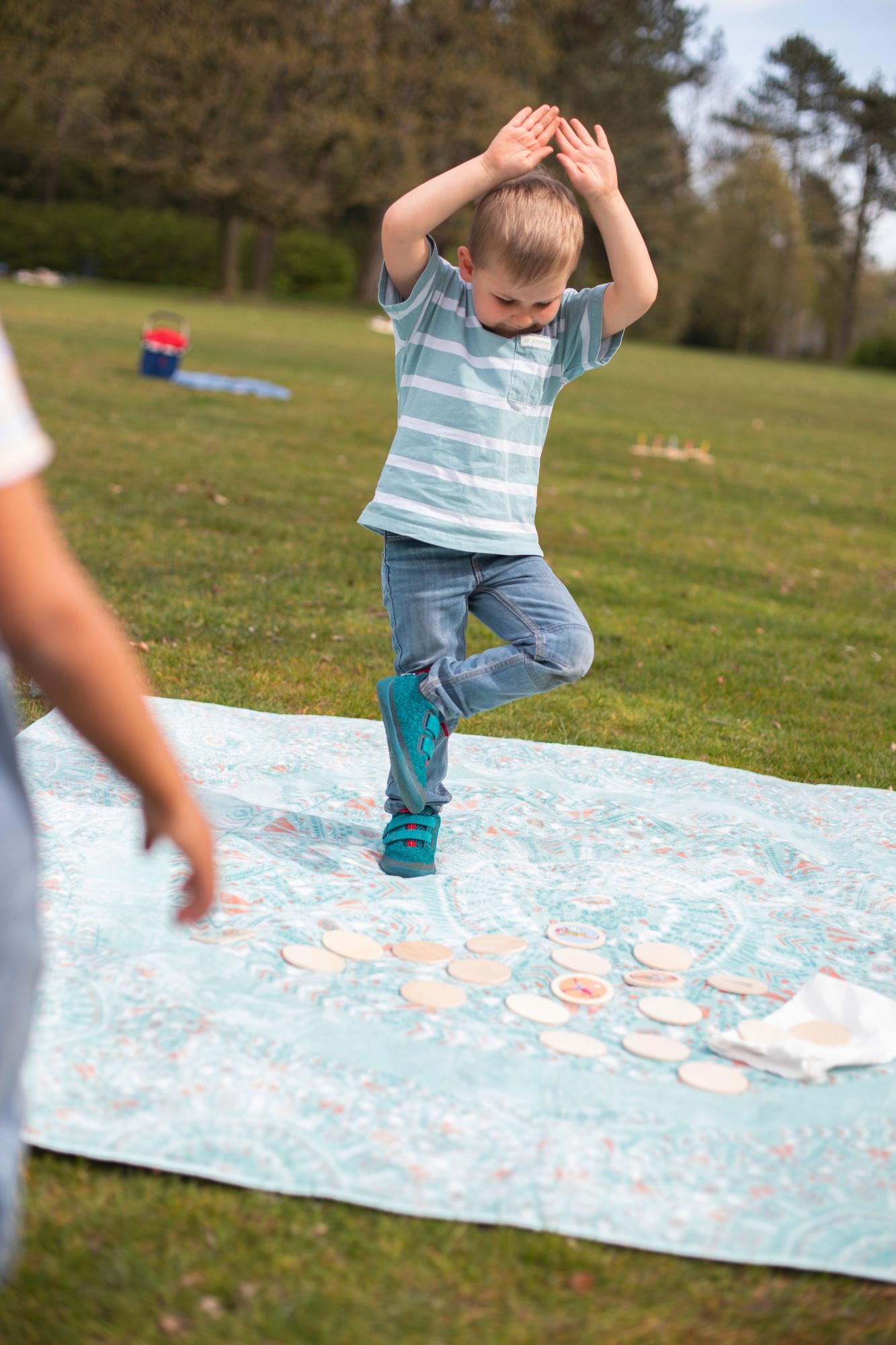 Beispielinhalt (Bild) Eichhorn Outdoor, Bewegungsspiel