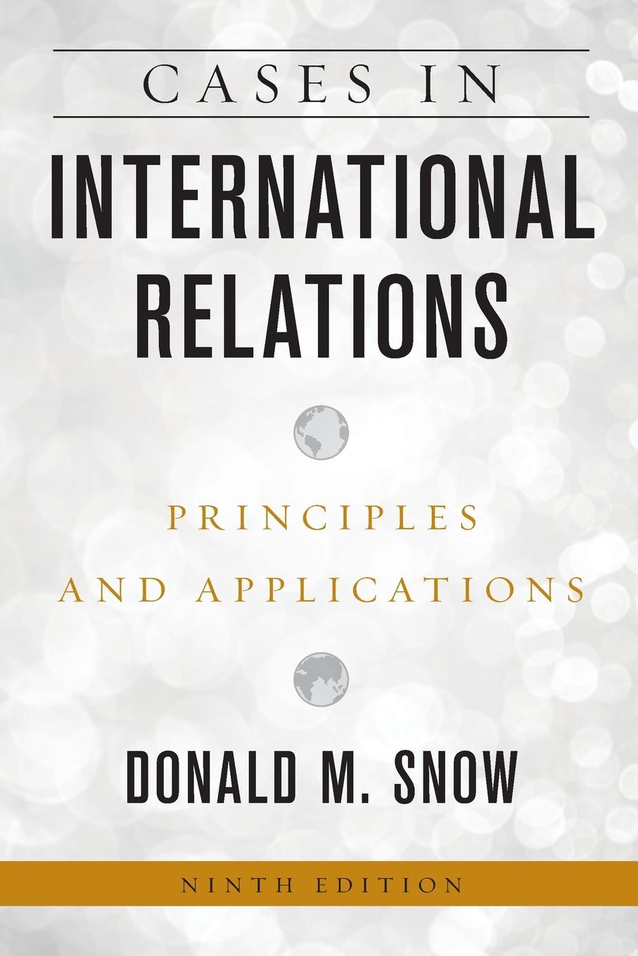 Vorderes Coverbild Cases in International Relations