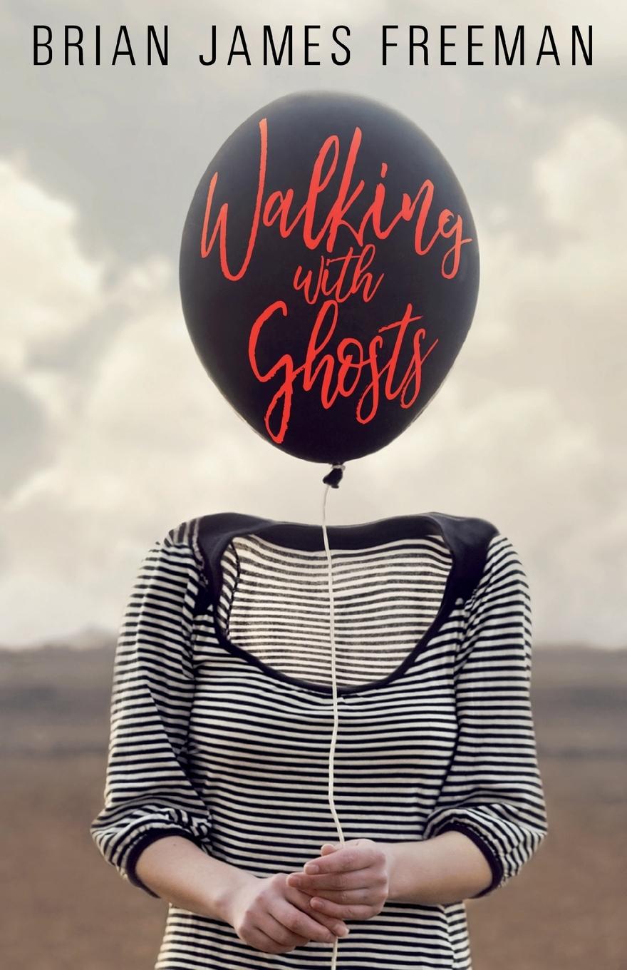 Vorderes Coverbild Walking with Ghosts