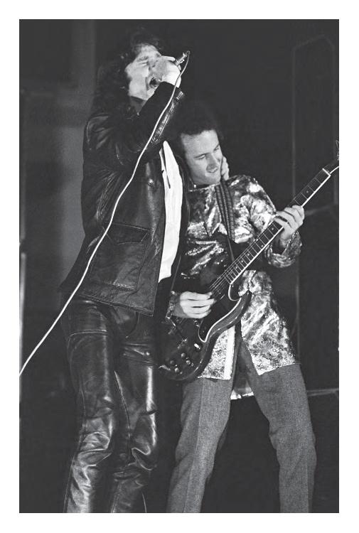 Beispielinhalt (Bild) Robby Krieger: Set the Night on Fire