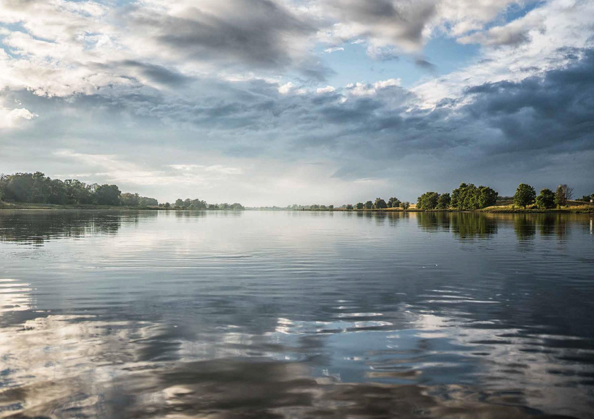 Beispielinhalt (Bild) Rad, Land, Fluss