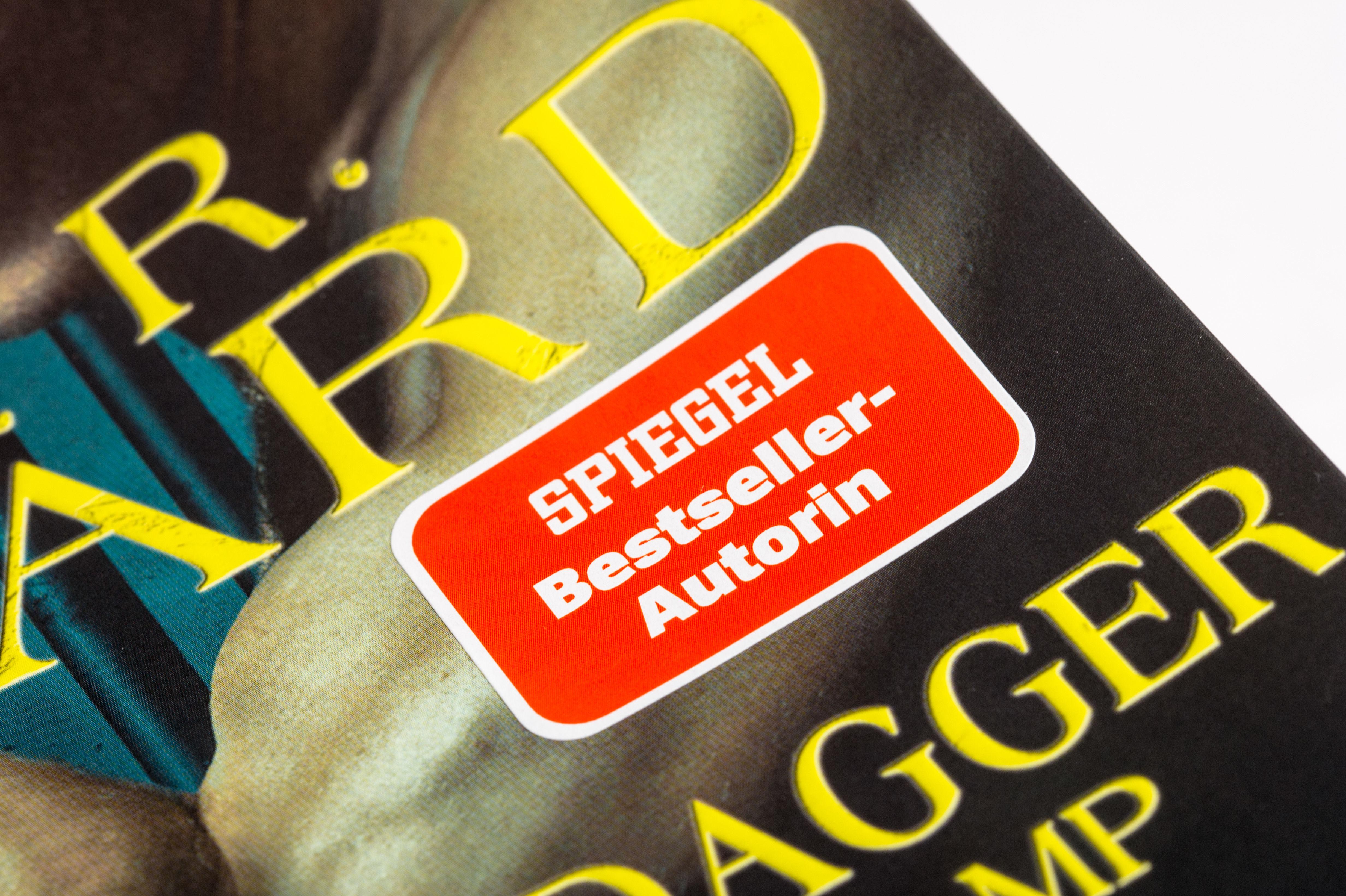 Beispielinhalt (Bild) Wolf - Black Dagger Prison Camp 2