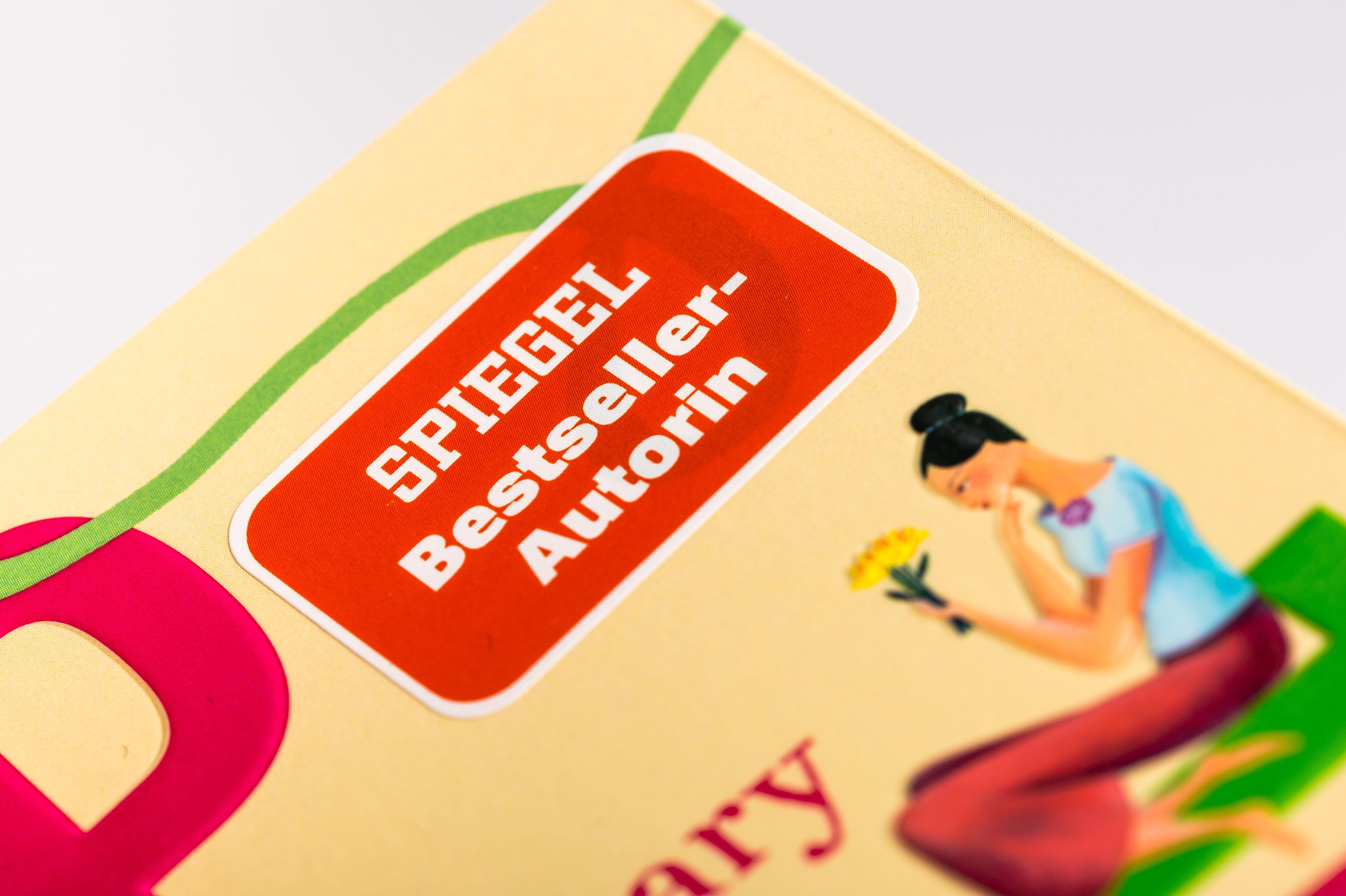 Beispielinhalt (Bild) Up to Date - Drei Dates machen noch keine Liebe - oder doch?