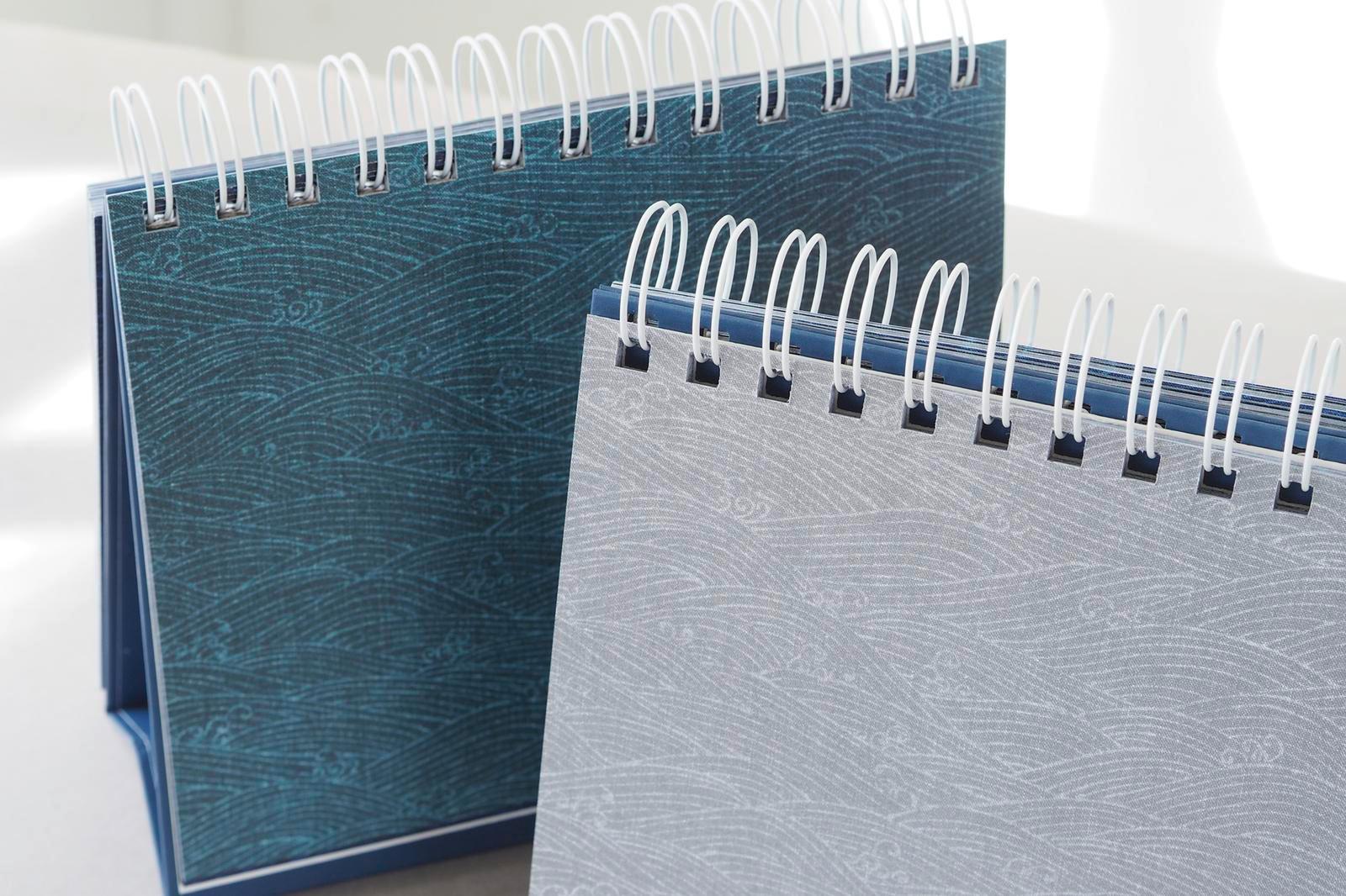 Beispielinhalt (Bild) Glück beginnt mit Freiheit - Aufstellbuch