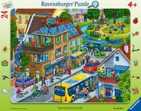 Vorderes Coverbild Ravensburger Kinderpuzzle - Unsere grüne Stadt - 24 Teile Rahmenpuzzle für Kinder ab 4 Jahren mit Suchspiel