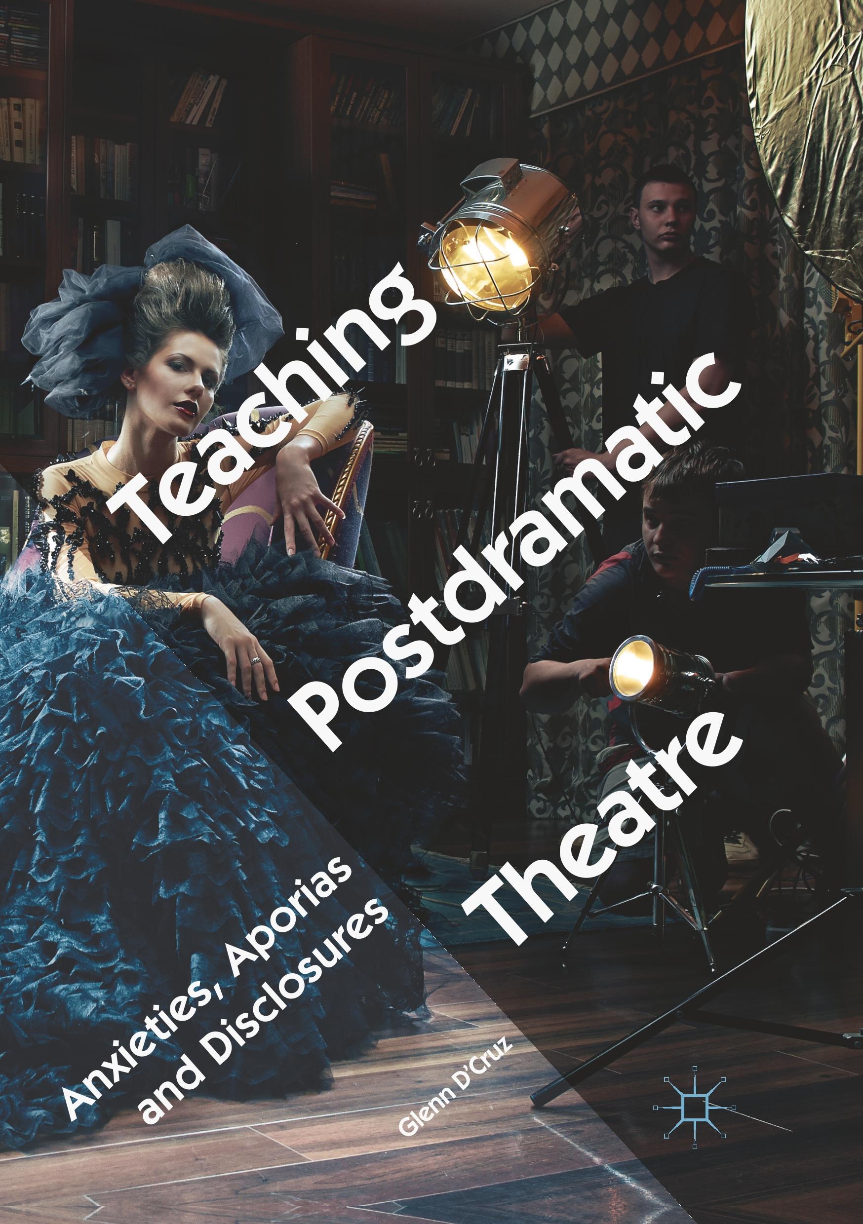 Vorderes Coverbild Teaching Postdramatic Theatre