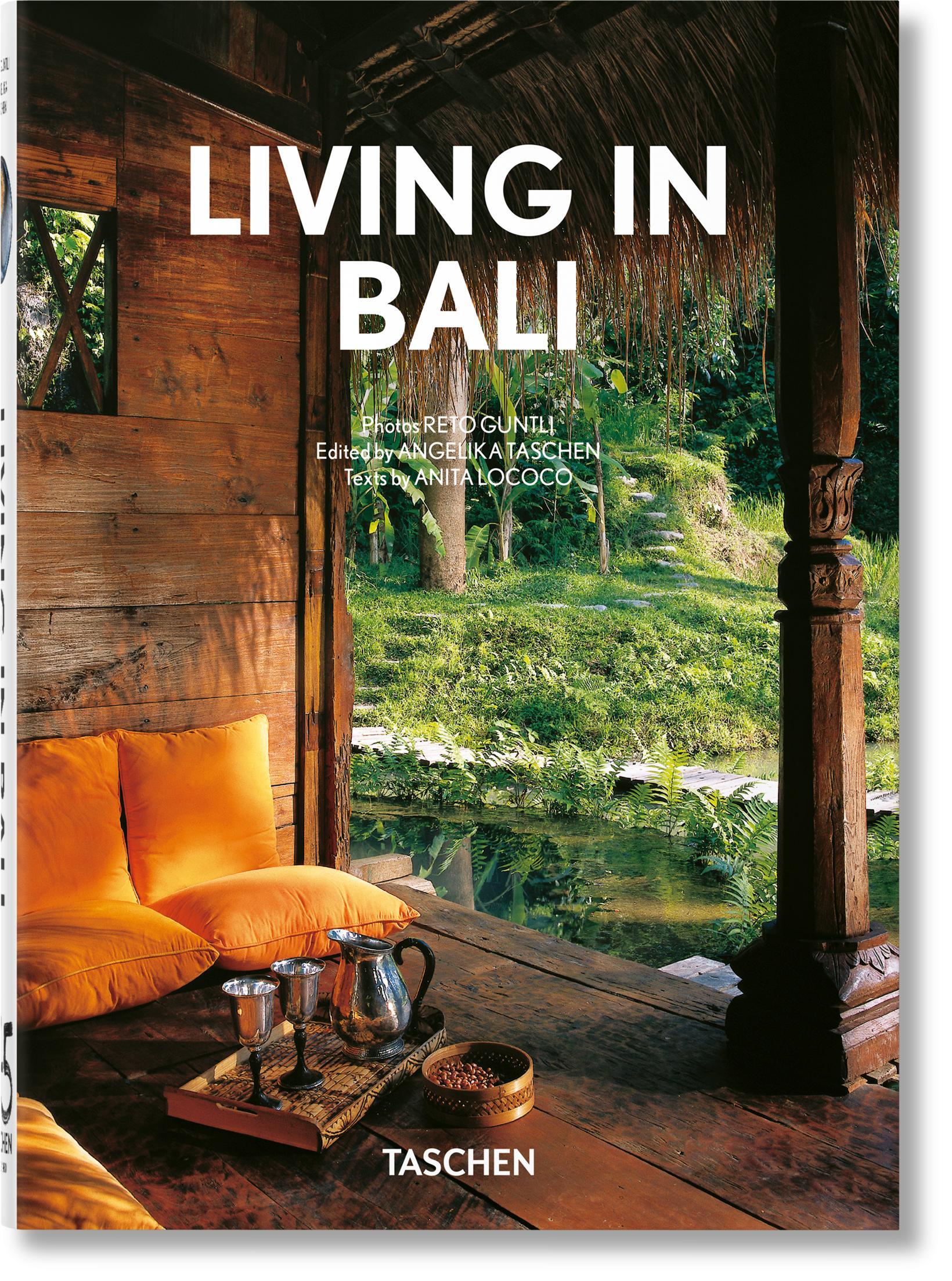 Vorderes Coverbild Living in Bali. 40th Ed.