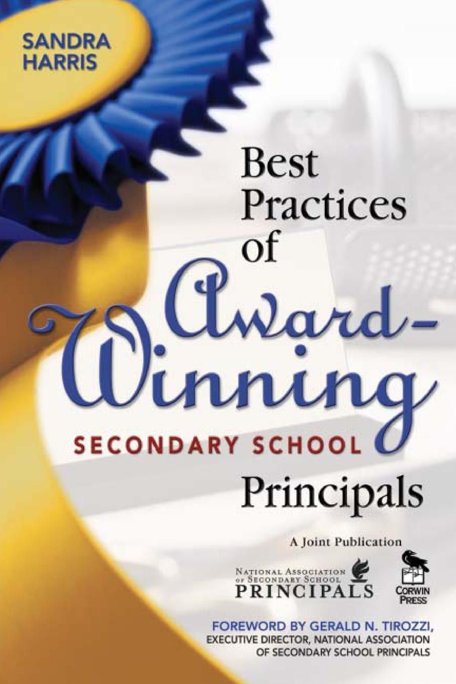 Vorderes Coverbild Best Practices of Award-Winning Secondary School Principals