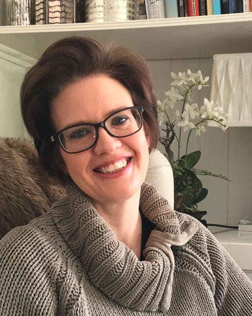 Autorenbild After the War