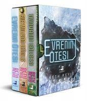 Vorderes Coverbild Evrenin Ötesi Serisi - Beth Revis Seti 3 Kitap Takim