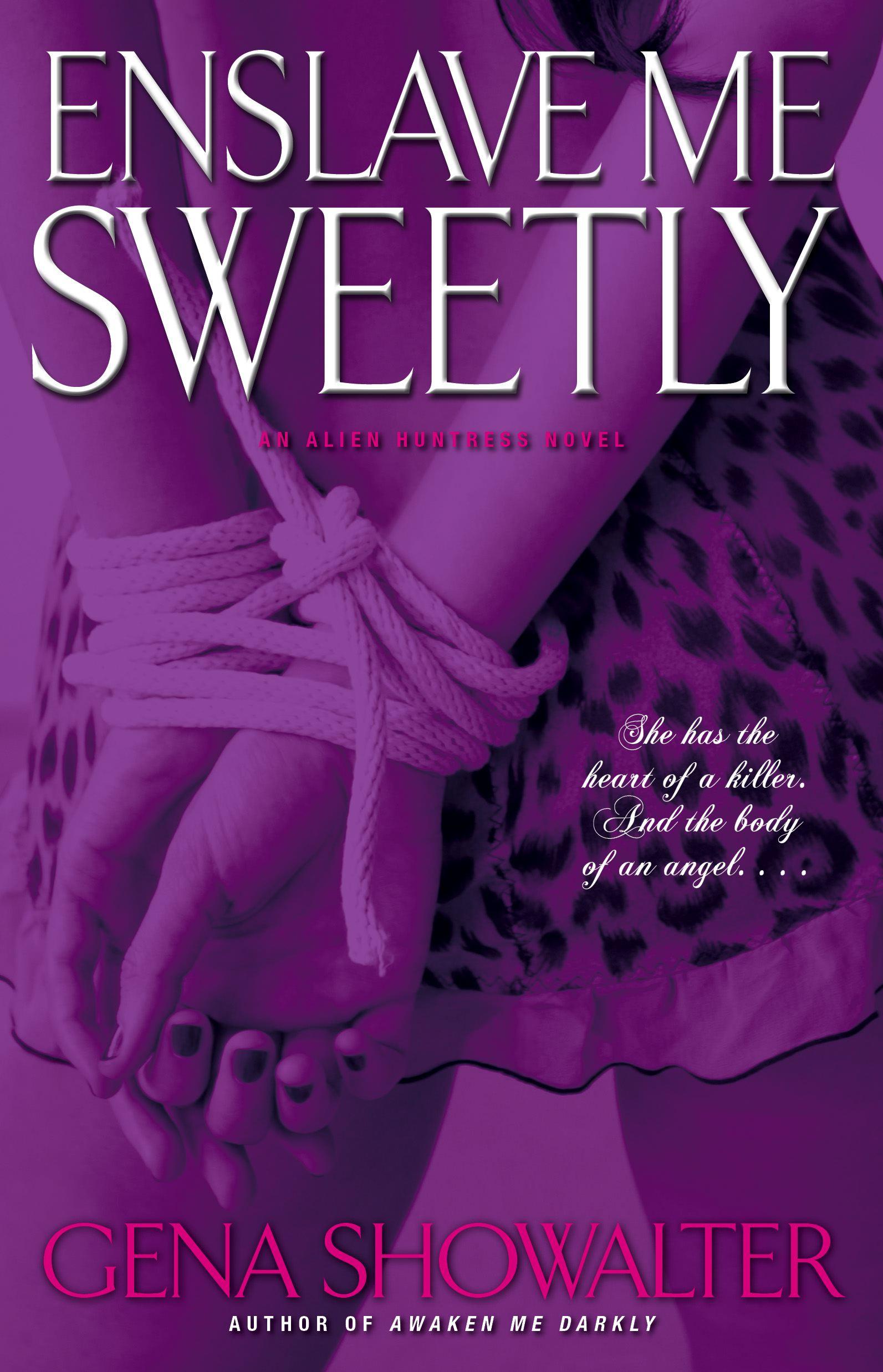Vorderes Coverbild Enslave Me Sweetly
