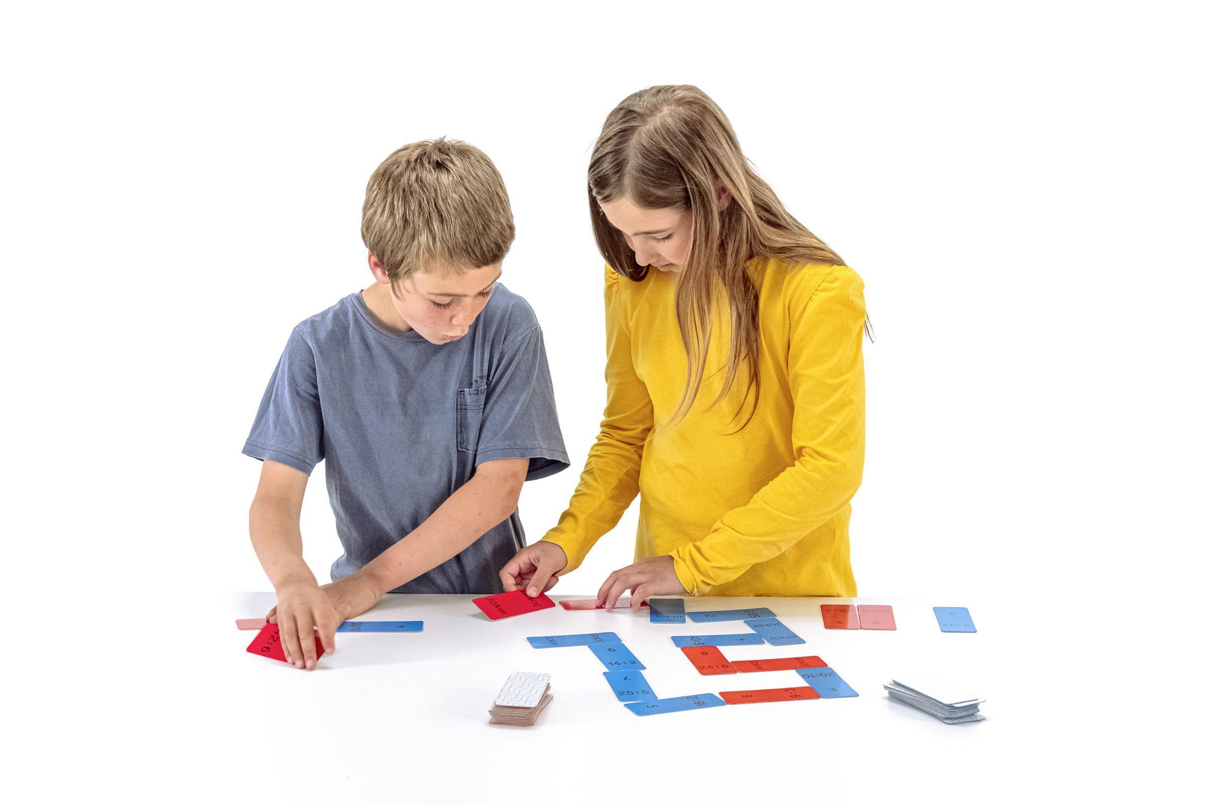 Beispielinhalt (Bild) Domino Division im 100er Zahlenraum