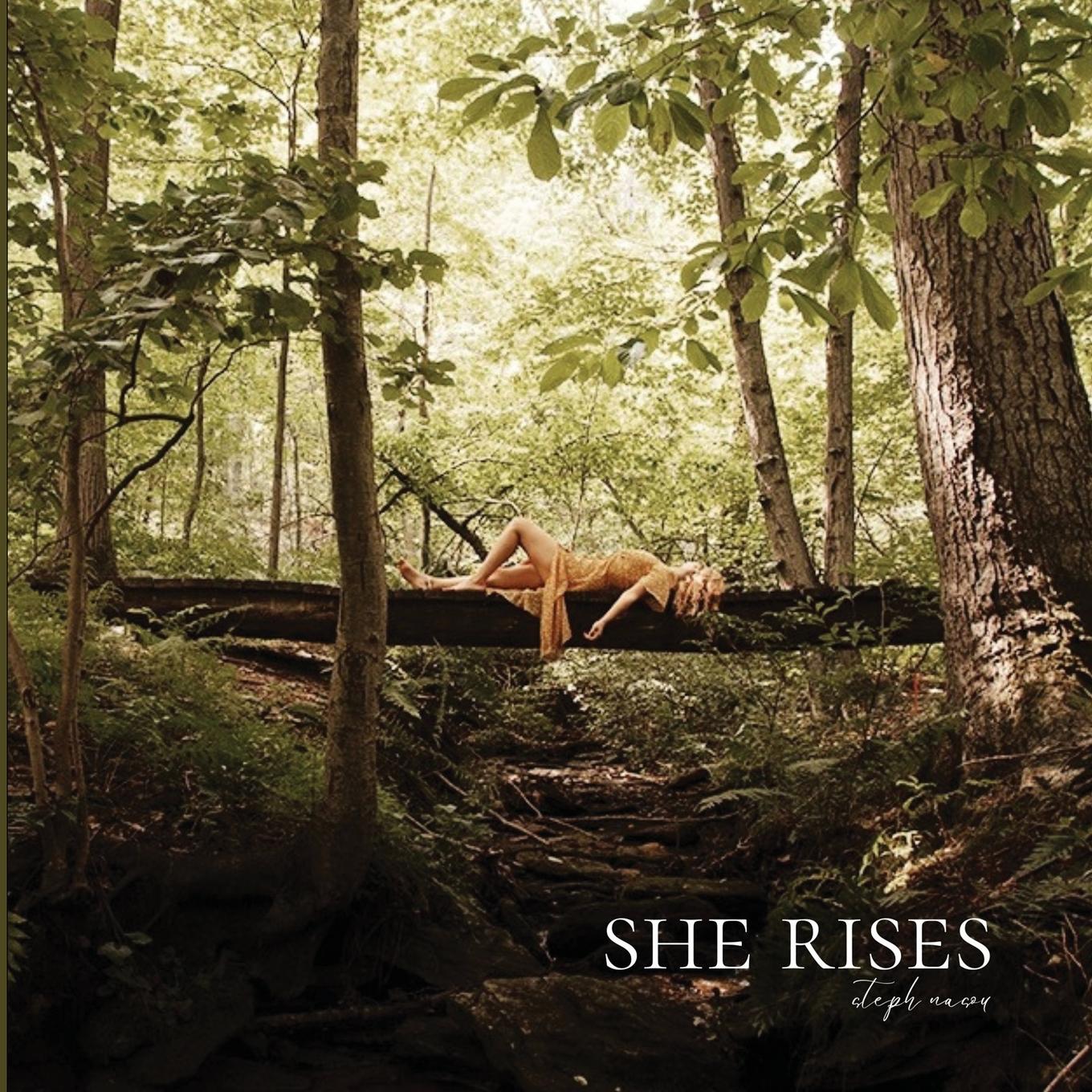 Vorderes Coverbild She Rises