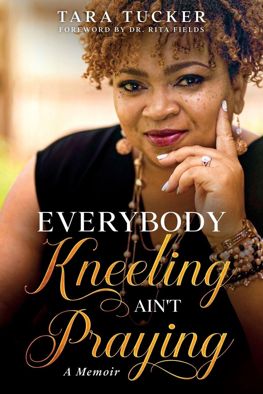 Vorderes Coverbild Everybody Kneeling ain't Praying