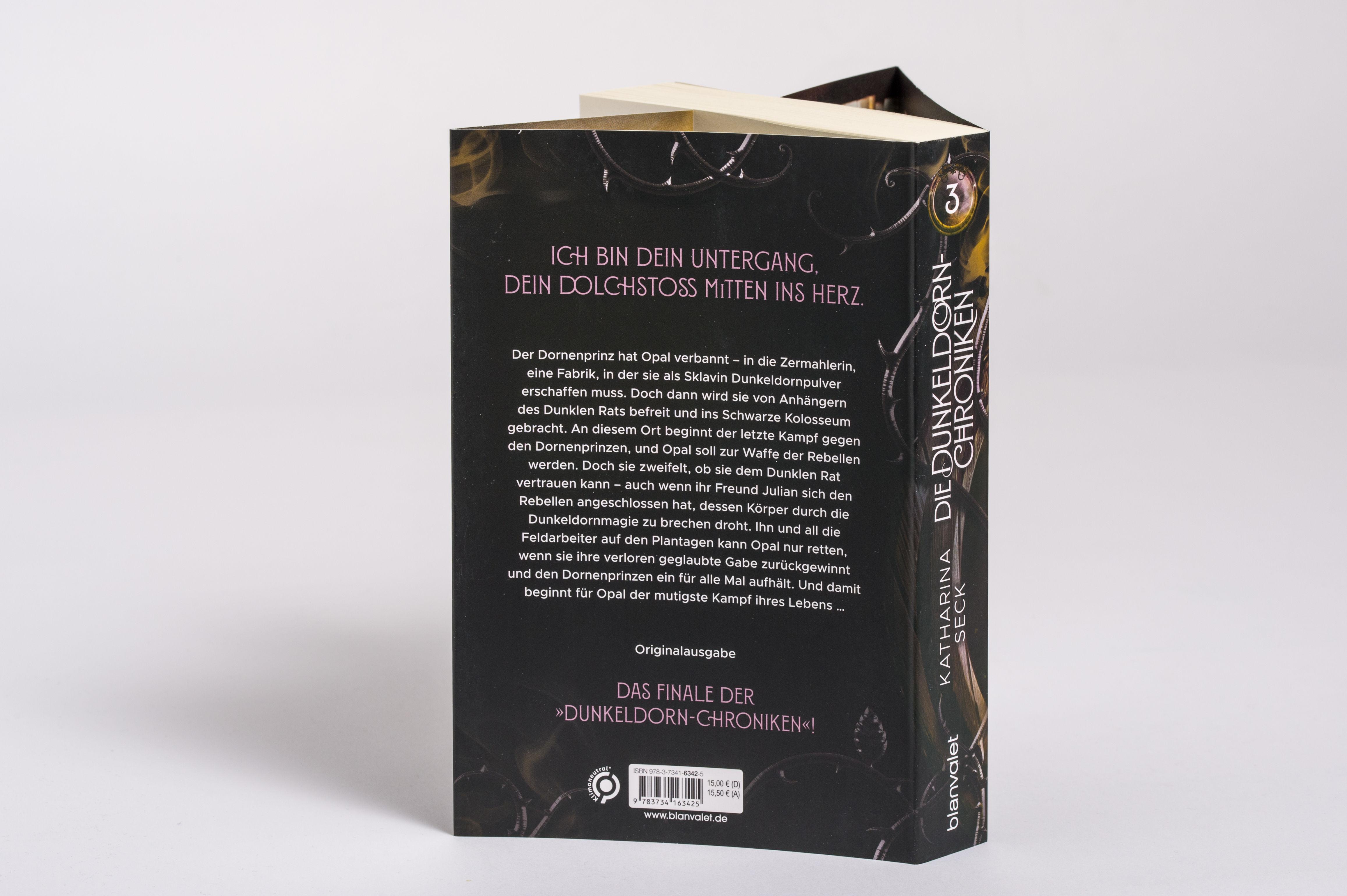 Beispielinhalt (Bild) Die Dunkeldorn-Chroniken - Knospen aus Finsternis