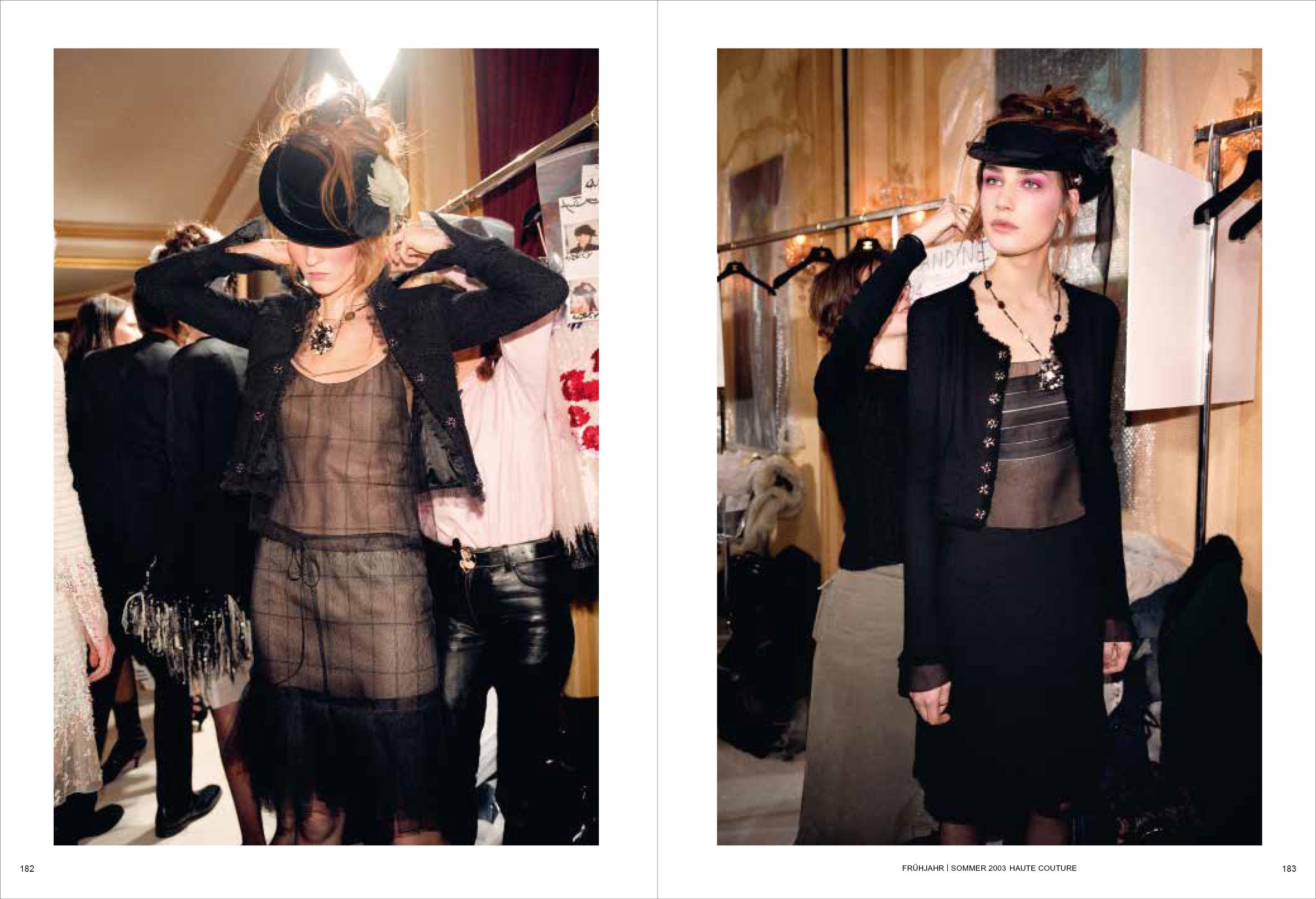 Beispielinhalt (Bild) Karl Lagerfeld Unseen: Die Chanel-Jahre. Überformat mit Lotus-Leineneinband und Folienprägung