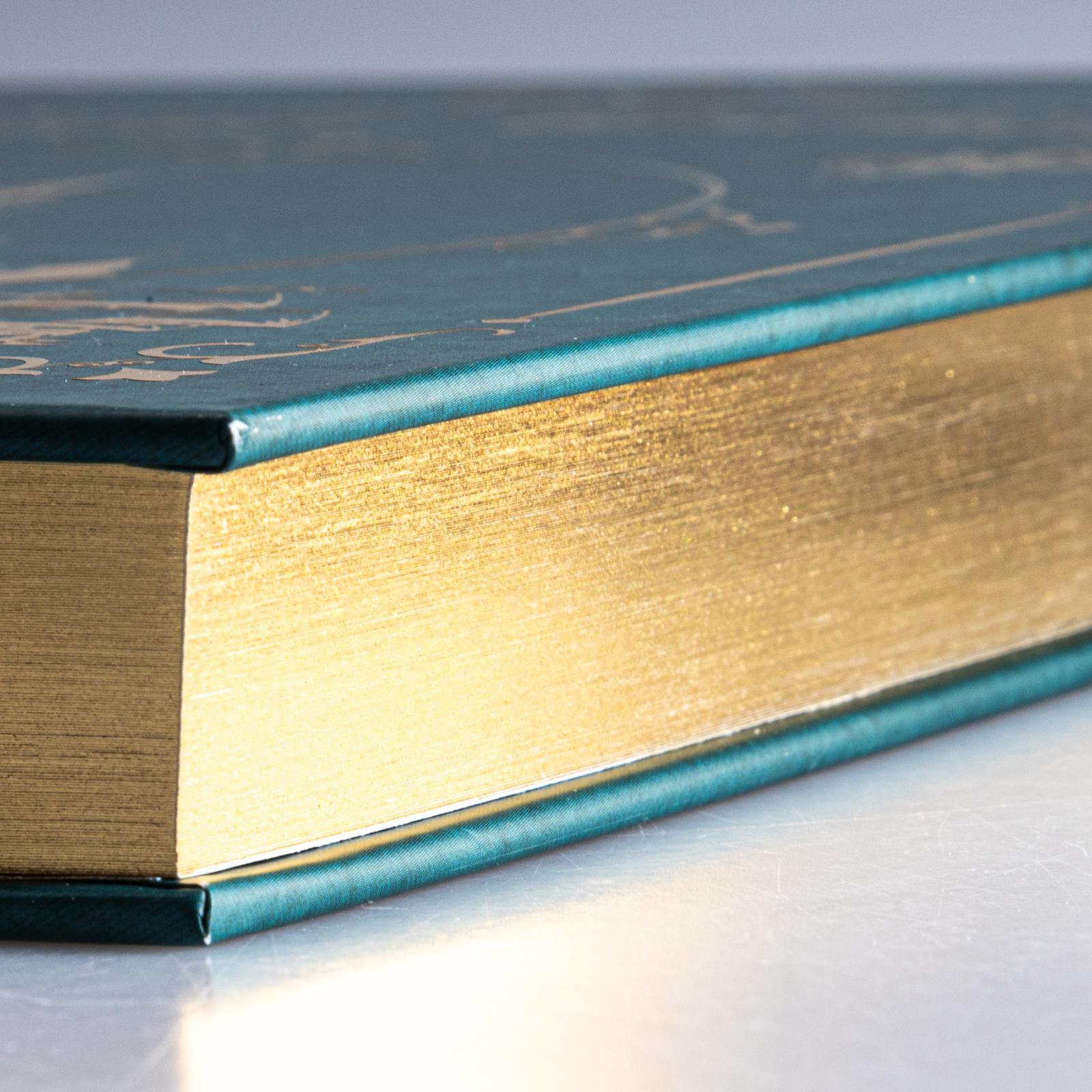 Beispielinhalt (Bild) Disney: Das große goldene Buch der Abenteuer-Geschichten