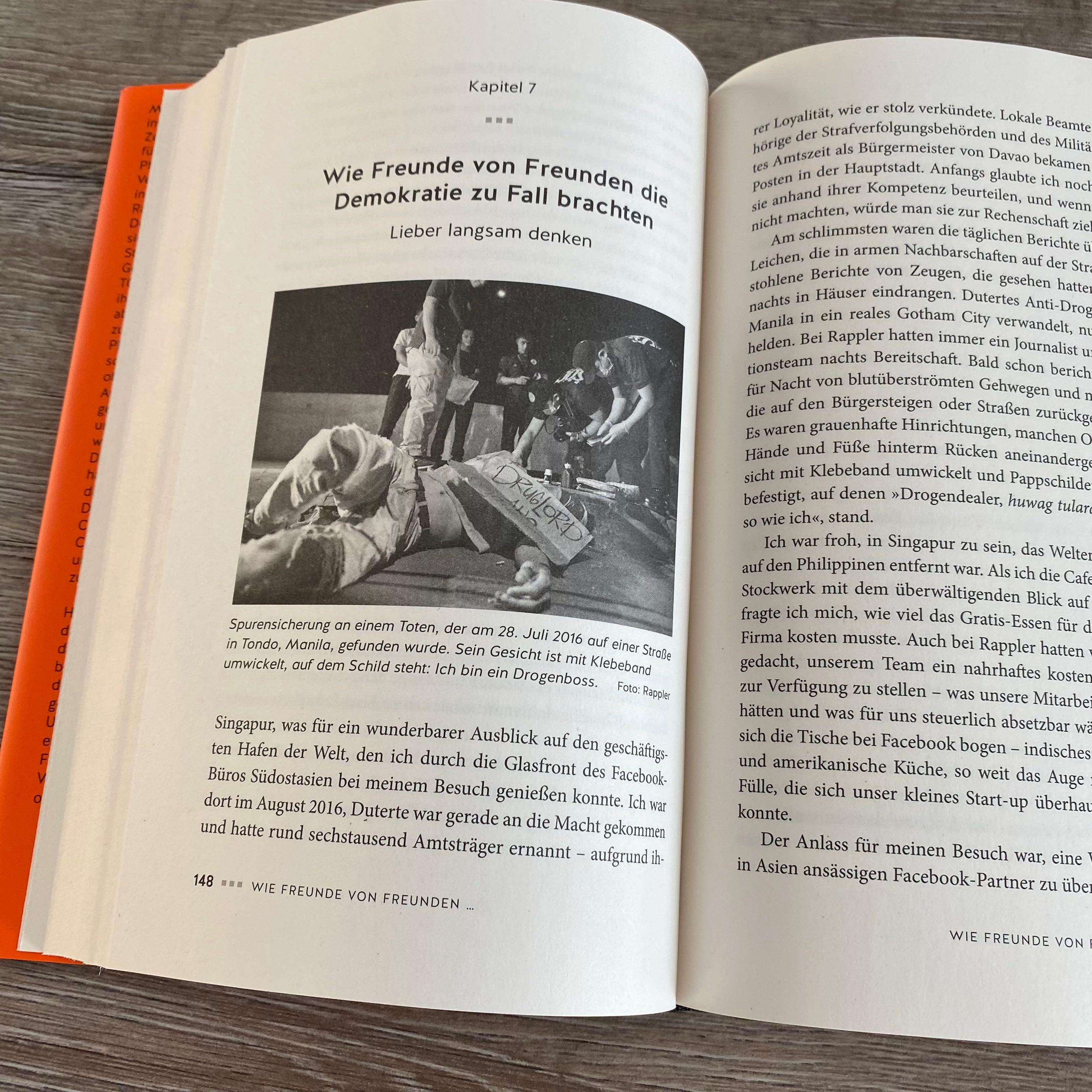 Beispielinhalt (Bild) HOW TO STAND UP TO A DICTATOR - Deutsche Ausgabe