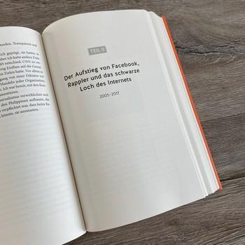 Beispielinhalt (Bild) HOW TO STAND UP TO A DICTATOR - Deutsche Ausgabe