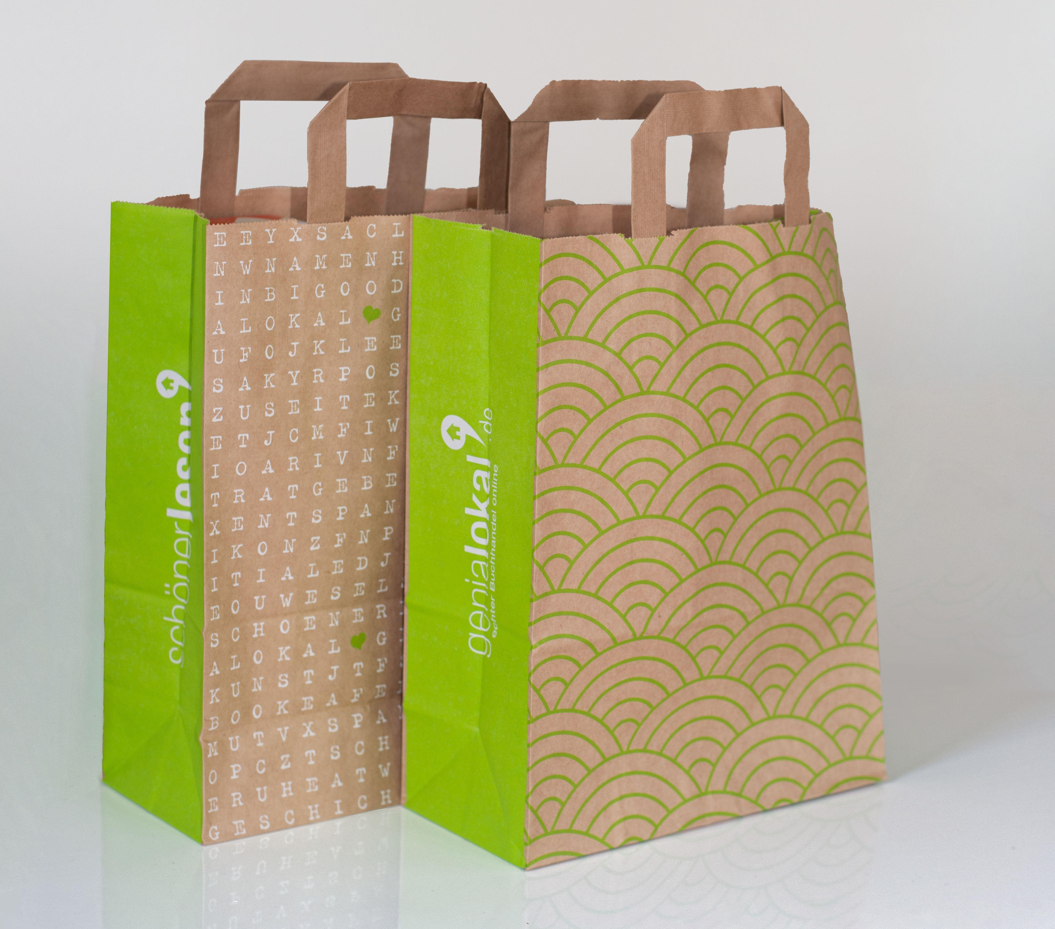 Vorderes Coverbild GENIALOKAL SCHÖNERLESEN PAPIERTRAGETASCHEN (VE 250) mit braunen Papier Innenflachhenkeln. Kraftpapier / braun / 90 gr. 220 + 100 x 280 mm ( Breite + Tiefe x Höhe ) vorlizensiert