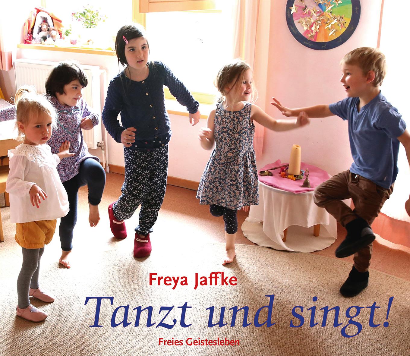 Vorderes Coverbild Tanzt und singt!