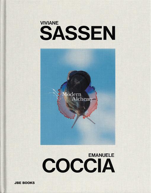 Vorderes Coverbild Viviane Sassen & Emanuele Coccia: Modern Alchemy