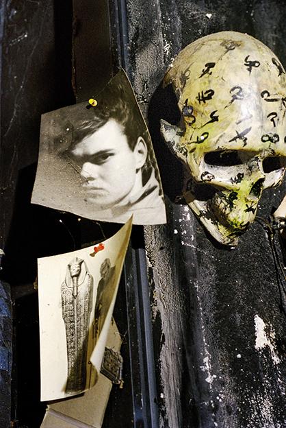 Vorderes Coverbild HR Giger by Camille Vivier