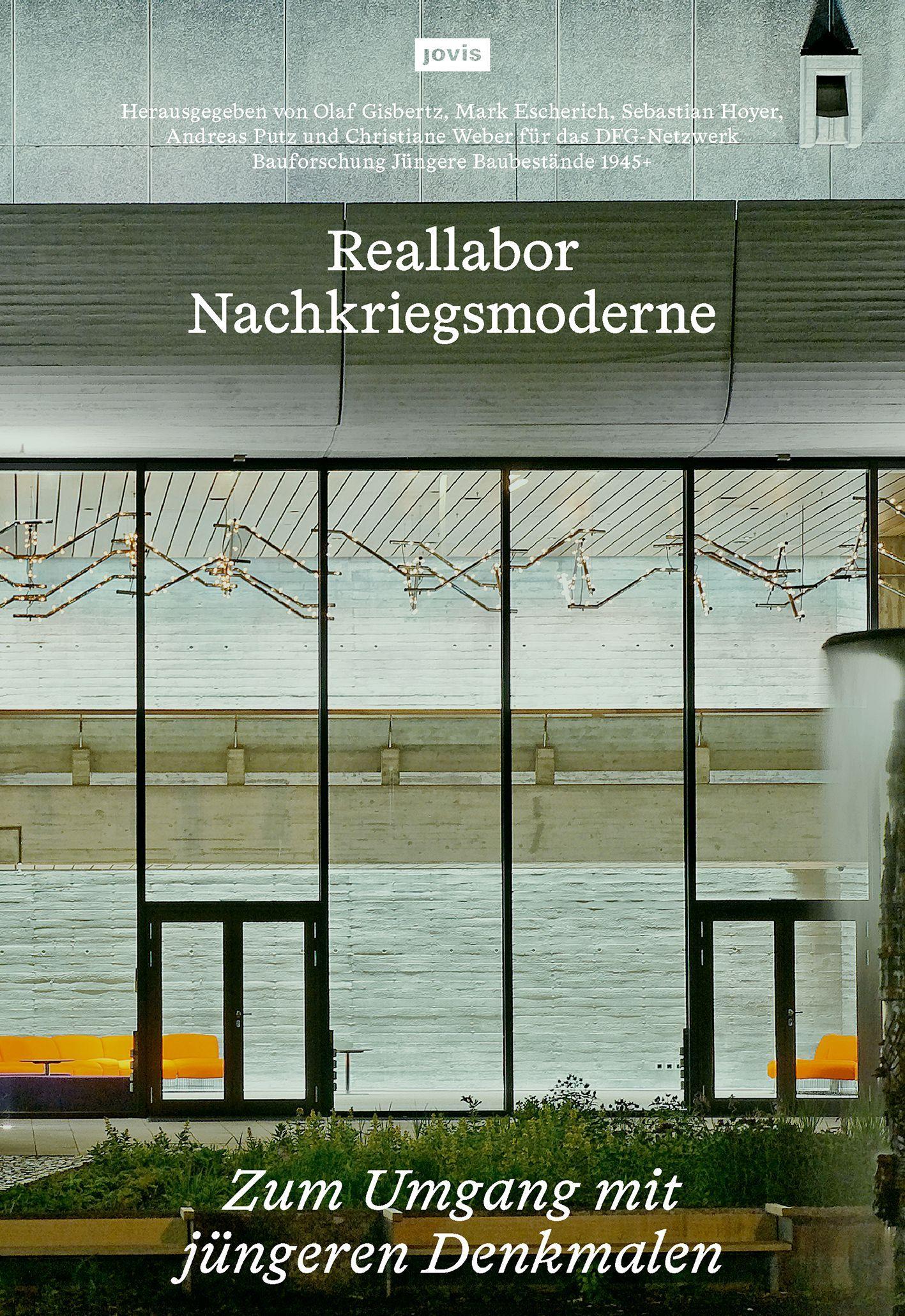 Vorderes Coverbild Reallabor Nachkriegsmoderne