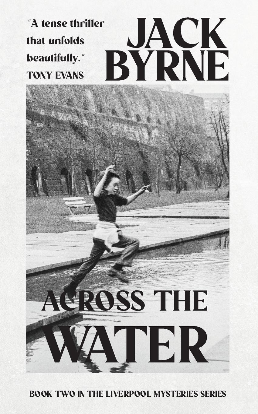 Vorderes Coverbild Across the Water