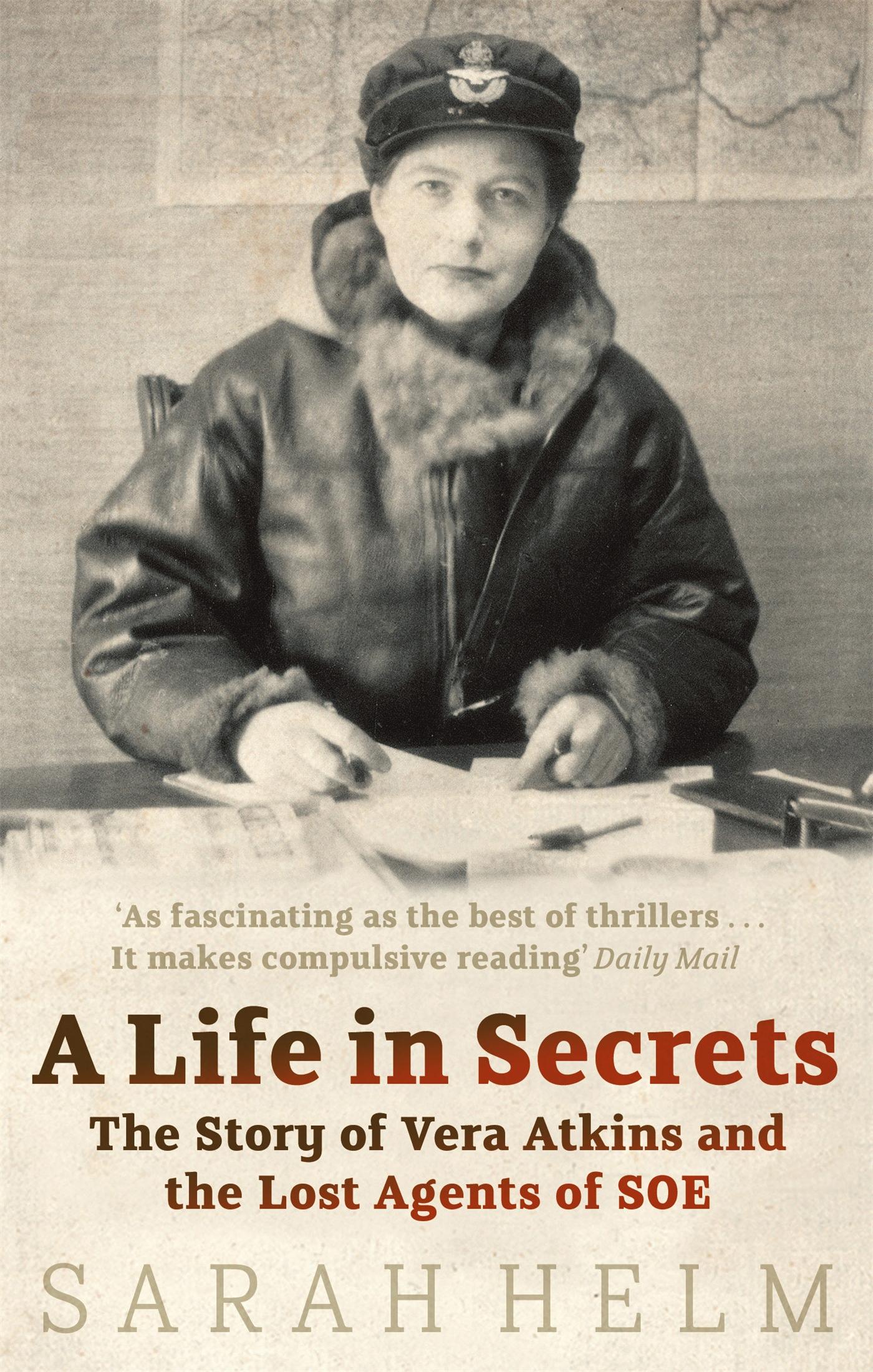 Vorderes Coverbild A Life In Secrets