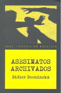 Vorderes Coverbild Asesinatos archivados