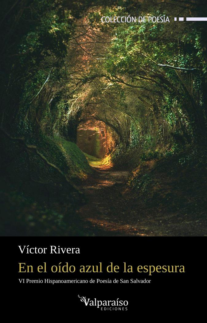 Vorderes Coverbild EN EL OÍDO AZUL DE LA ESPESURA