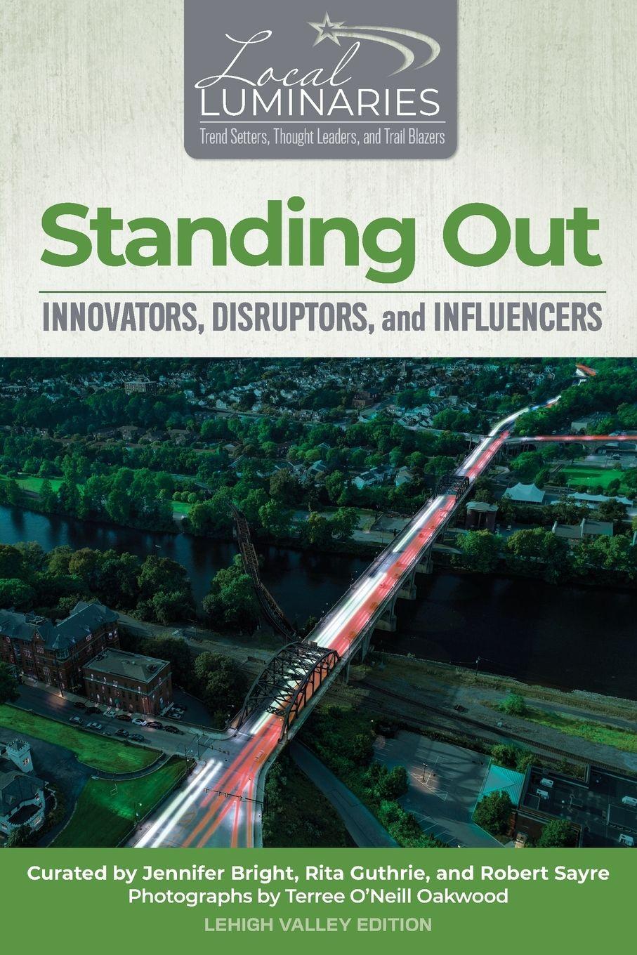 Vorderes Coverbild Standing Out