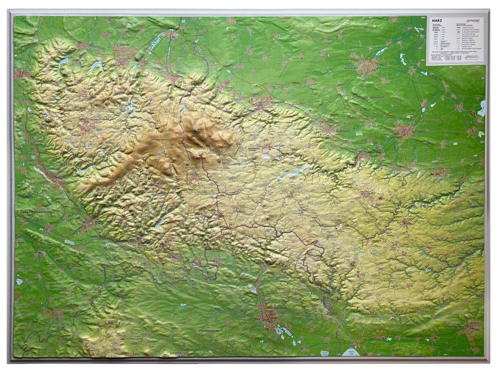 Vorderes Coverbild Relief Harz 1:110.000