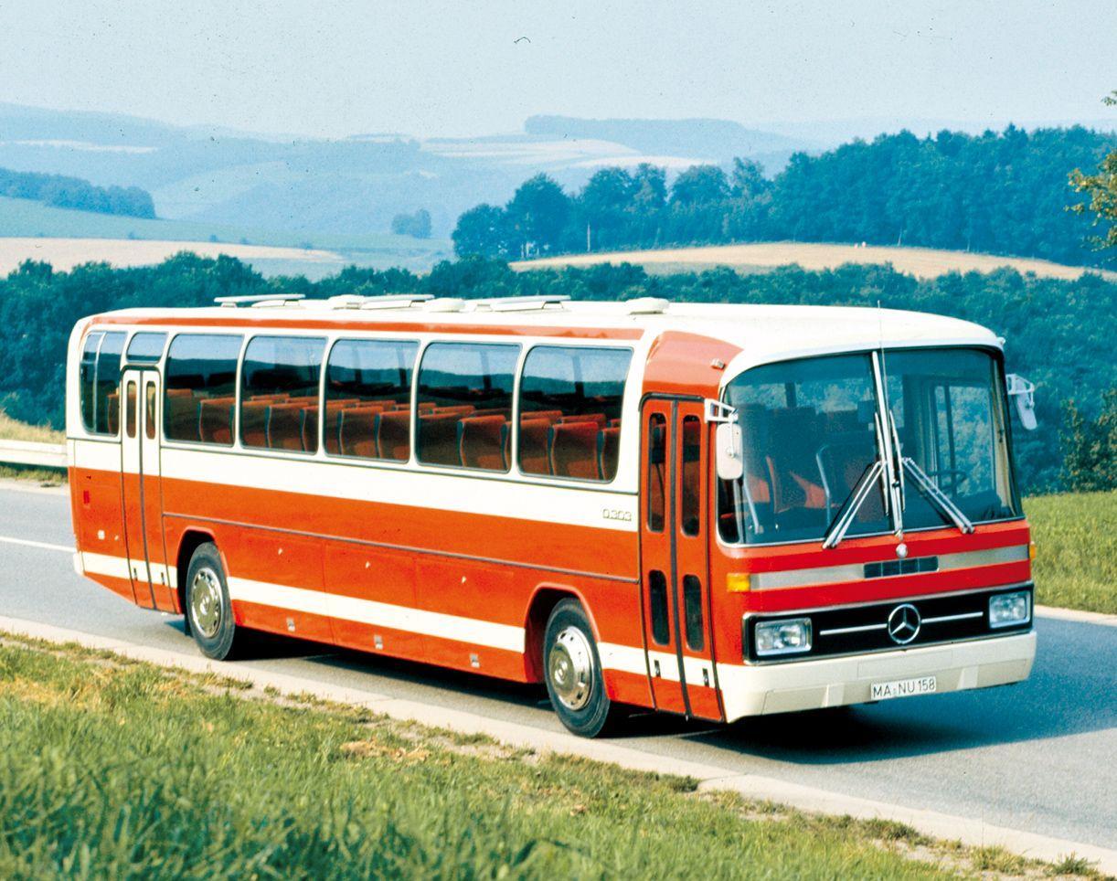 Beispielinhalt (Bild) Mercedes-Benz Omnibusse, Dritter Band
